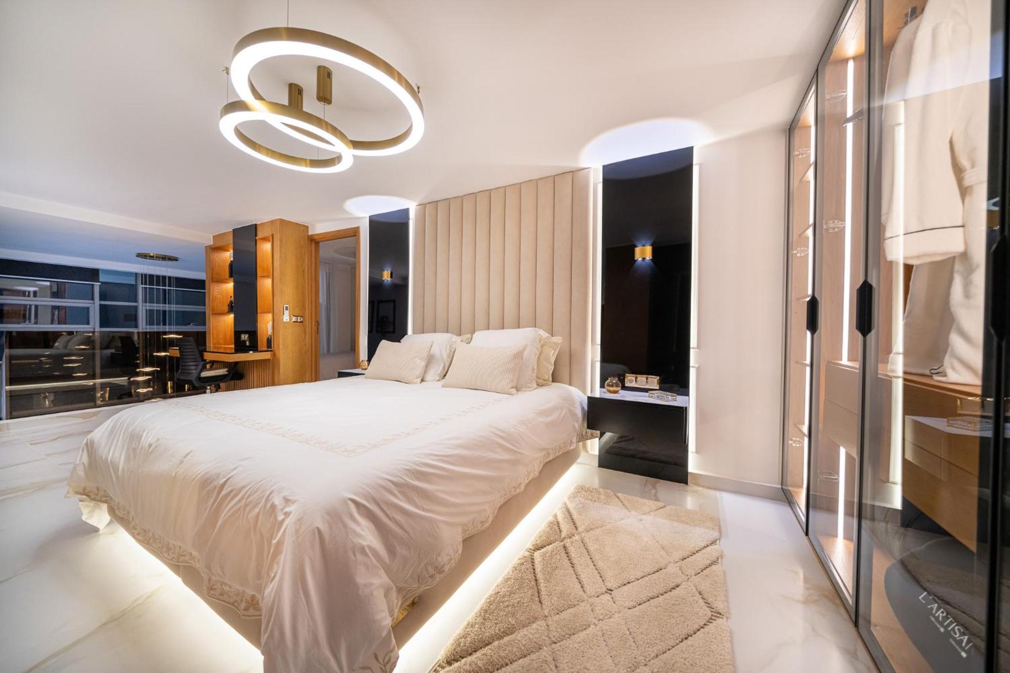 דירות טנג'יר Ecrin Secret, Duplex Prestige, Proche Corniche & Medina, Piscine, Parking, Wifi, Iptv, Ac מראה חיצוני תמונה